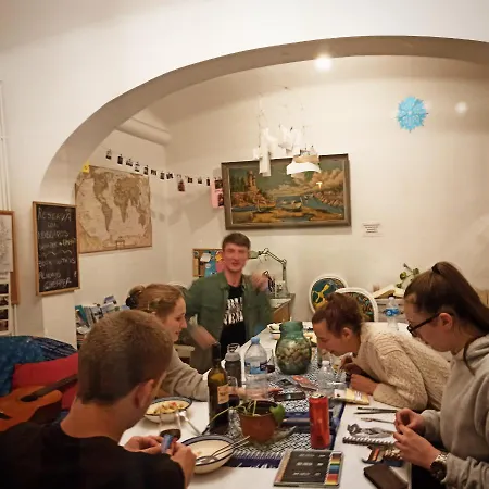 Cocollona Hostal *